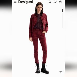 Desigual Push up Newspapet Skinny Jeans